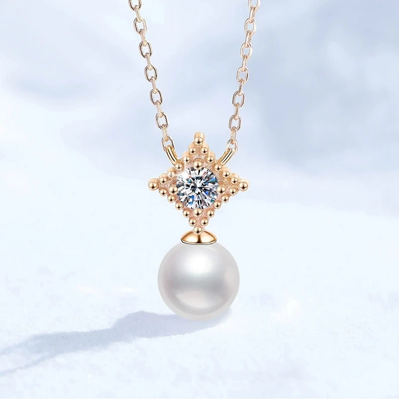 

S925 Pure Silver Necklace, Genuine Natural Freshwater Pearl, Bright Round Light Luxury Versatile 30-Point Moissanite Necklace