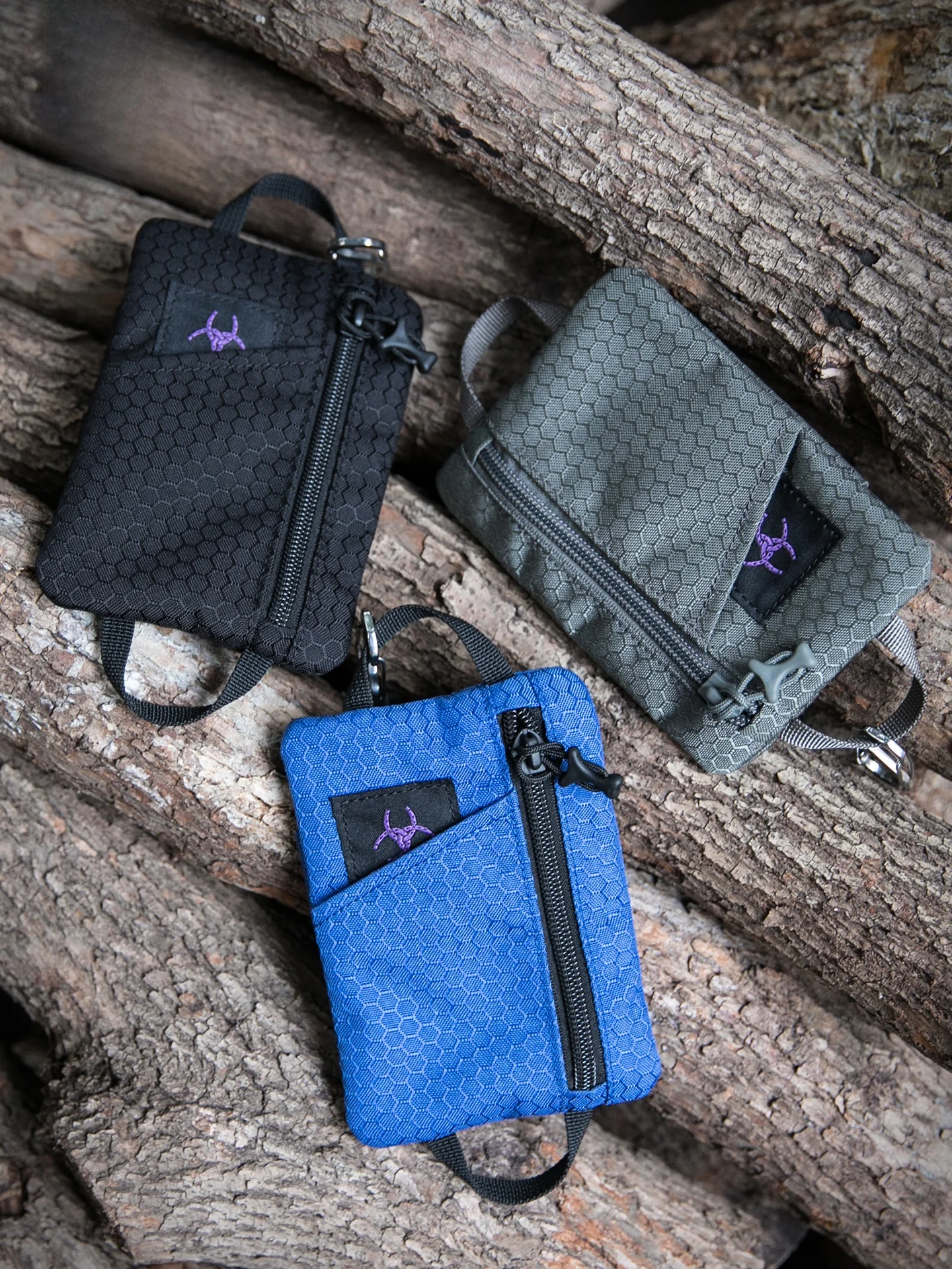 outdoor-travel-portable-headset-storage-bag-zipper-multifunctional-small-hanging-bag-unisex-casual-simple-style-nylon-material