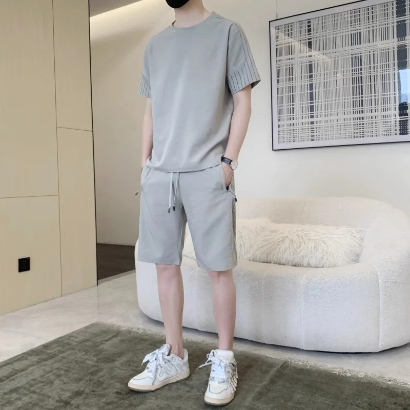 

Мужской летний спортивный костюм из ледяного шелка: футболка и шорты, быстросохнущий, повседневный комплект из двух предметов