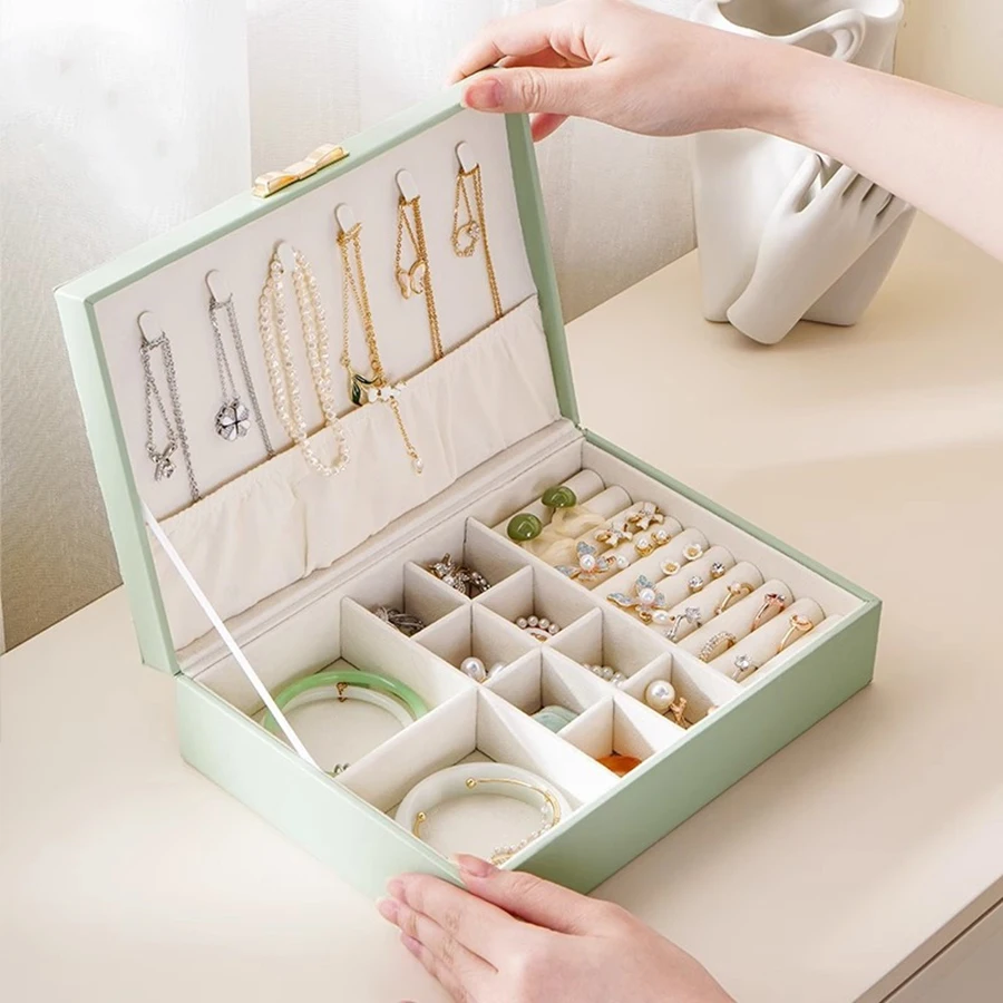 

Portable Jewelry Box Jewelry Organizer Display Travel Jewelry Case Boxes Button Leather Storage Zipper Jewelers