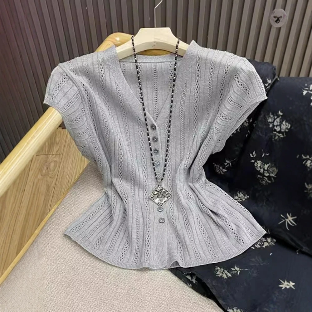 

Faionable Hollow out V-Ne ort Sve Knitted Open Cardigan Top Women Summer Outlet Store Light Weight Breathable