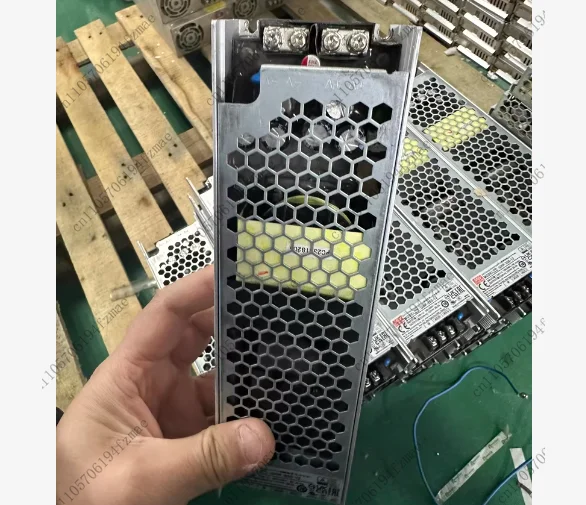 Accessories UHP-350-12 Switching Power Supply Output 12V 29.2A. Functioning normally