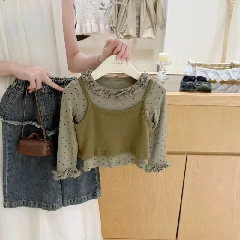 Girls' Spring and Autumn Set New Style Children's Fashion Dressing Vest Polka Bottom Shirt Butt Curtain Jeans 3-Piece Set