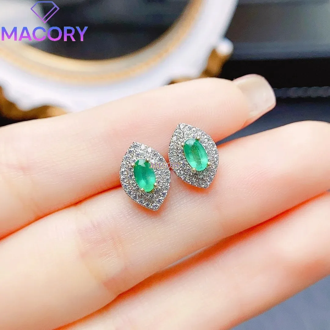 

Exquisite Fashion Earrings Natural Emerald Earrings S925 Sterling Silver Women's Wedding Jewelry with Certificate