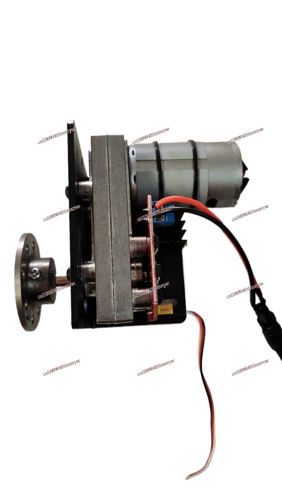 Automatic return to center servo, automatic reset servo, button control motor