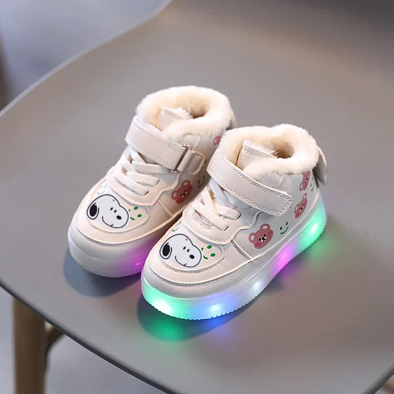 Snoopy Spring Autumn and Winter LED Board Shoes Children's Sports Sneakers Girls Boys Lighting Casual Shoes Toddler Shoes