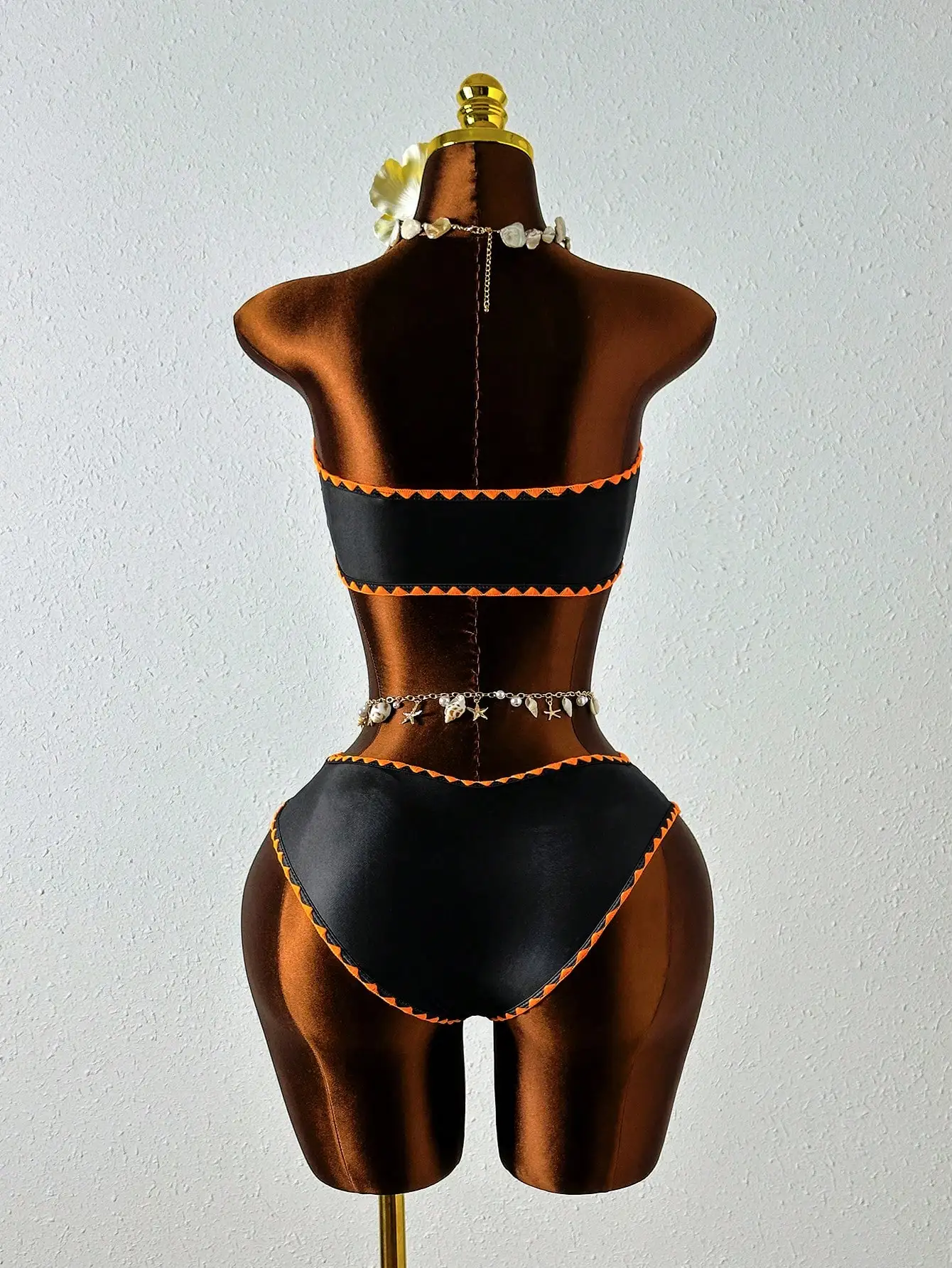 

Floral Print Backless Sexy Bikini Set With Side Tie 3-Piece Beach Vacation Swimwear