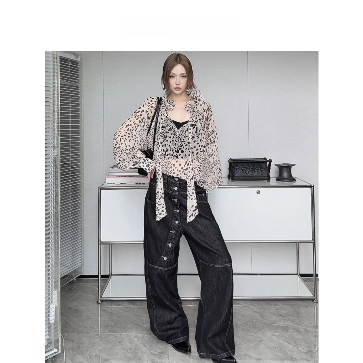 

IAMCPLUS French Style Slim Fit Shirt Leopard Print Shoulder Baring Long Sleeve Polyester Women's Casual Wear Daily Shirt