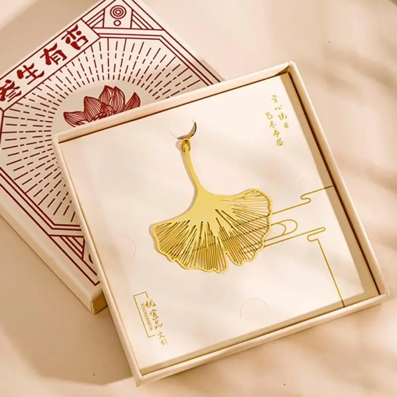 C90C 4Pcs Vintage Bookmarks Metal Leaf Bookmarks with Pendant Classical Bookmarks Set