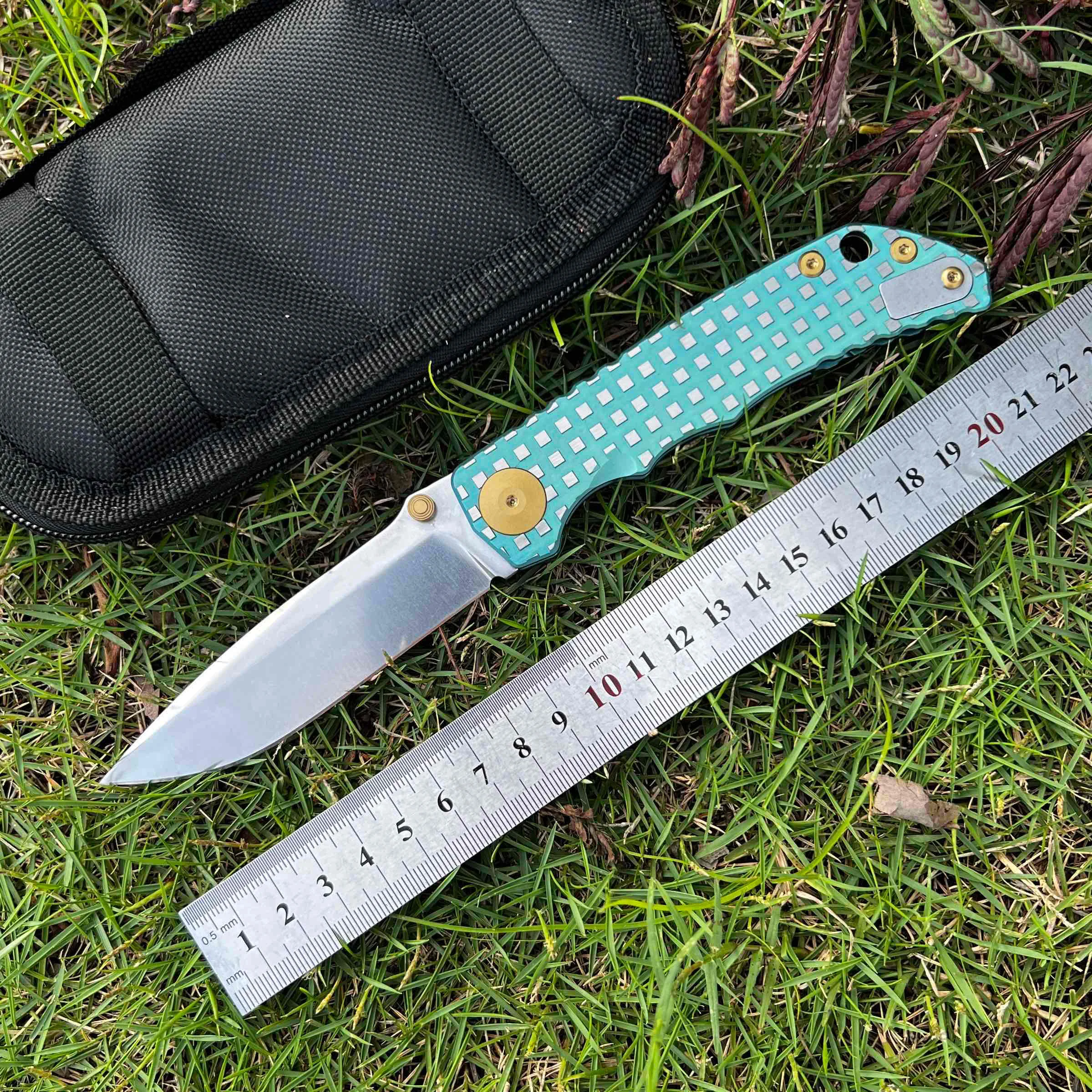 Fast Key Monkey Net Limited Checkered Pattern Spartan Blades Harsey 3.74