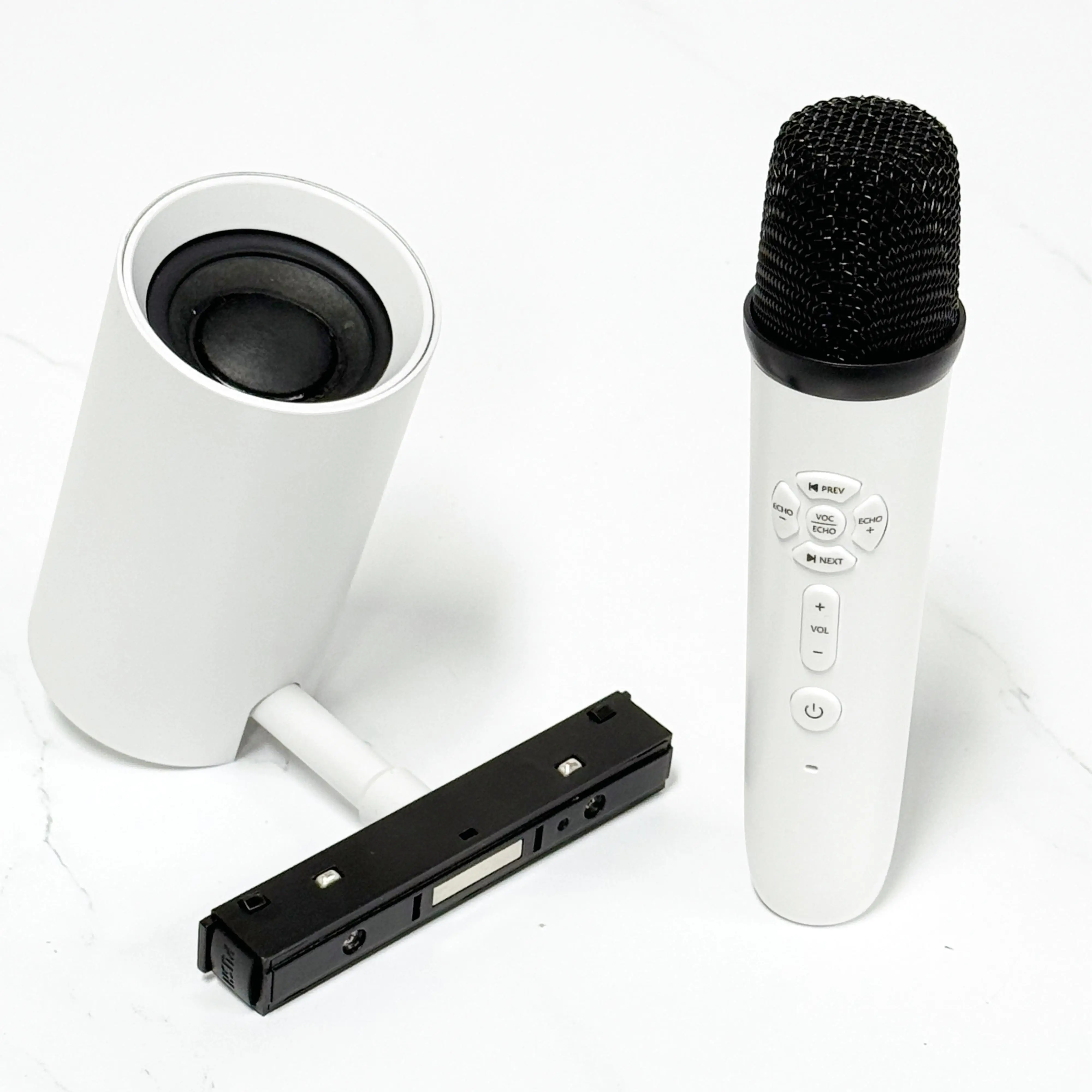 

Magnetic Absorption LED Light Matching Magnetic Absorption Track Installation Wireless Speaker 30W with Microphone Singing