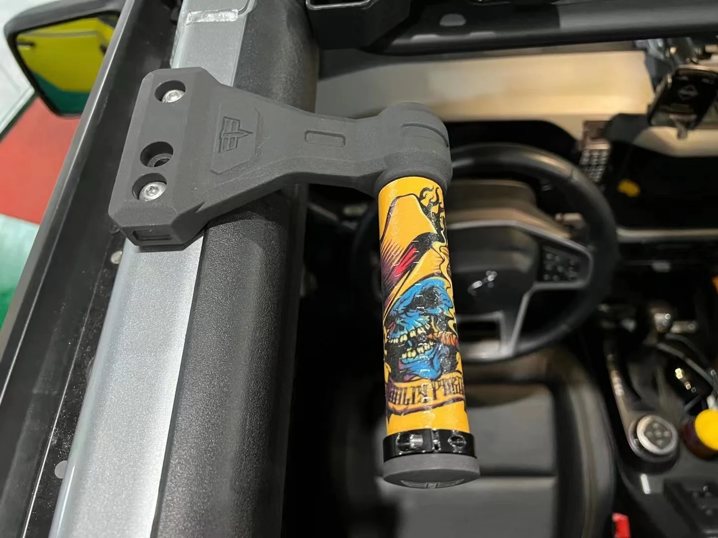 ل برونكو الجبهة عمود لف مقابض سقف السيارة المساعدة مقابض ل 2021 2022 فورد برونكو 2 و 4 أبواب أسود #4