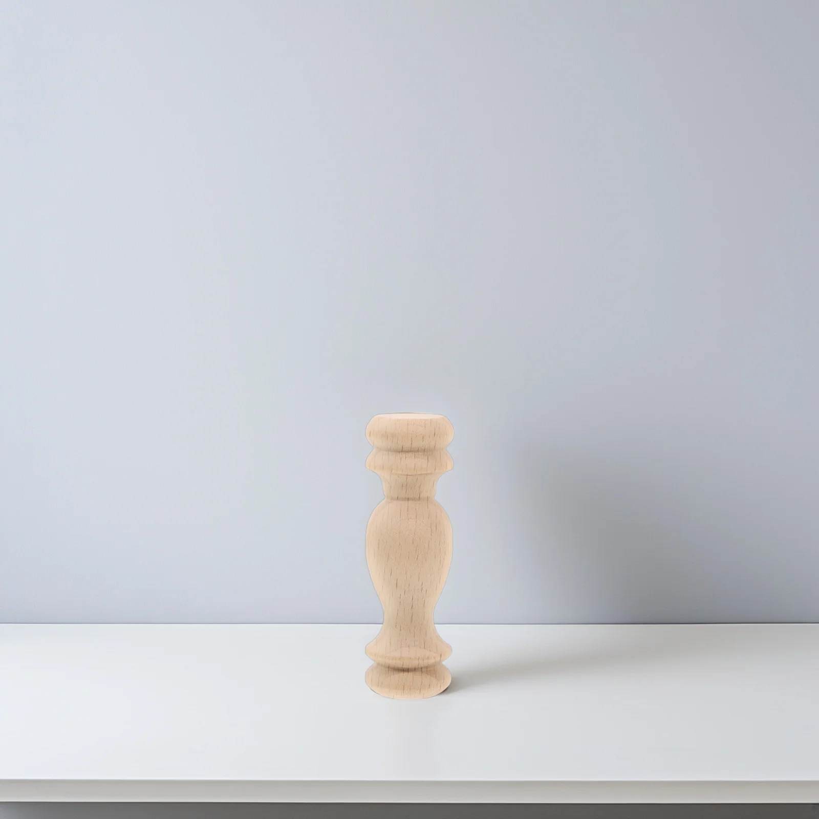 римские стойки из цельного дерева