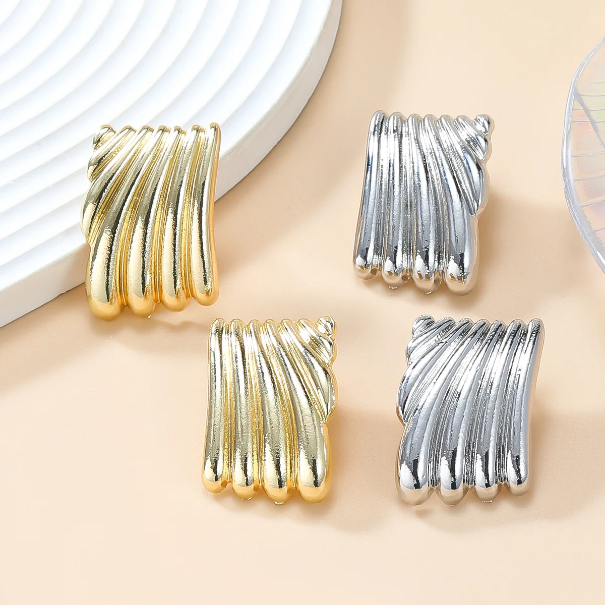 Vintage Wave Line S… - image