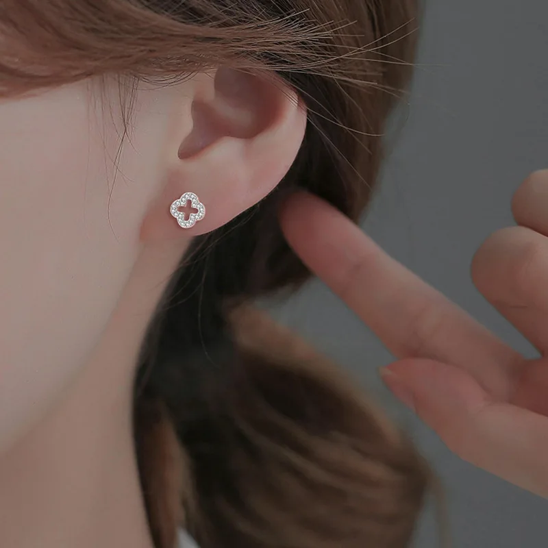 S925 Sterling Silver Zircon Leaf Hollow Stud Earrings for Women Elegant Niche Triple Flower Earrings Fine Jewelry Gift