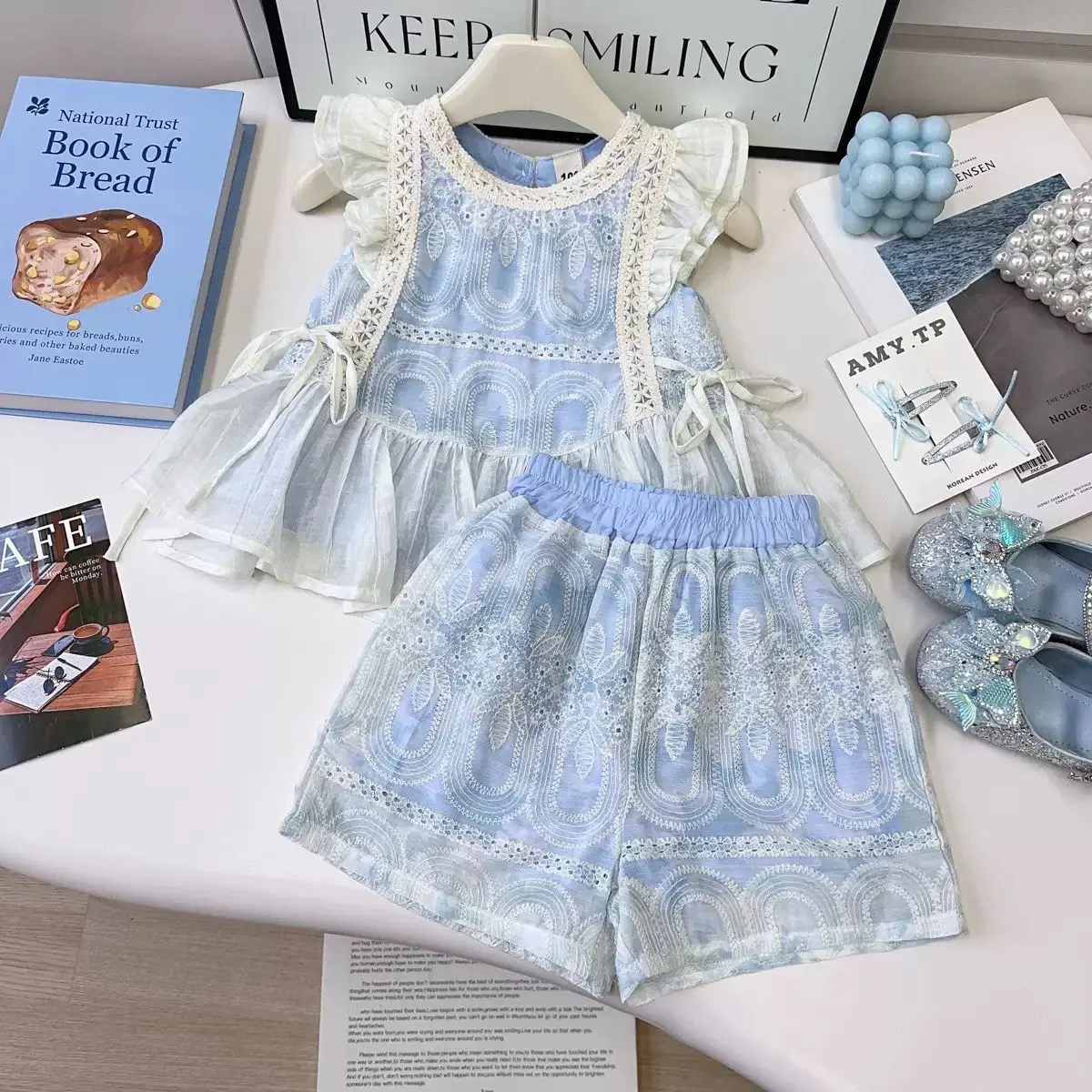 Girls' Suit Summer New Fly Sleeve Lace Vest Top Shorts Korean Version Baby Girl Princess Two Piece Set