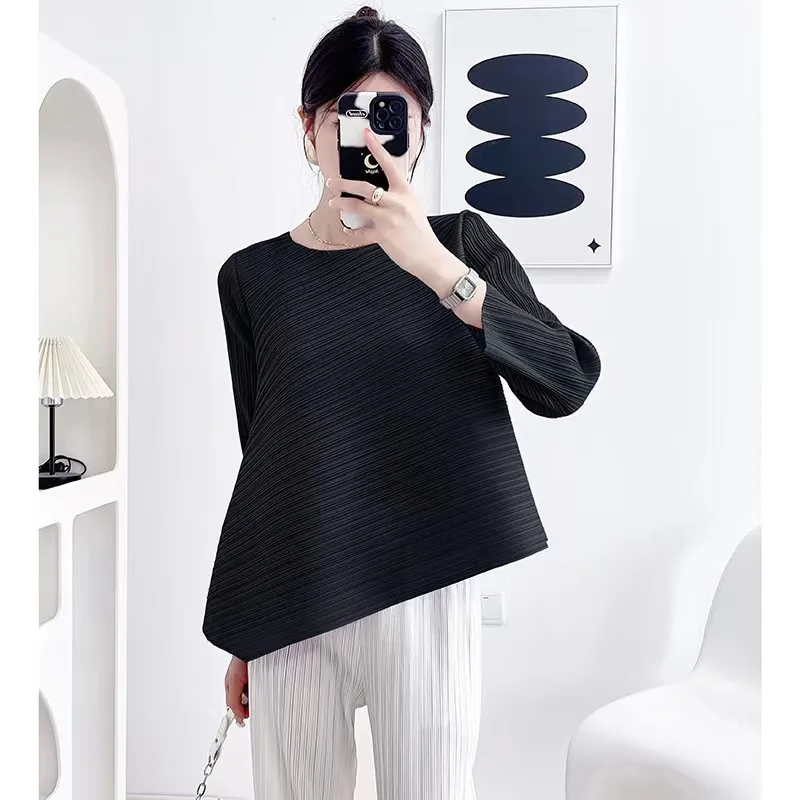 Miyake New Pleated Versatile Women's Round Neck Temperament Long-sleeved Tops Women's T-shirt Comfortable Casual with Elasticity