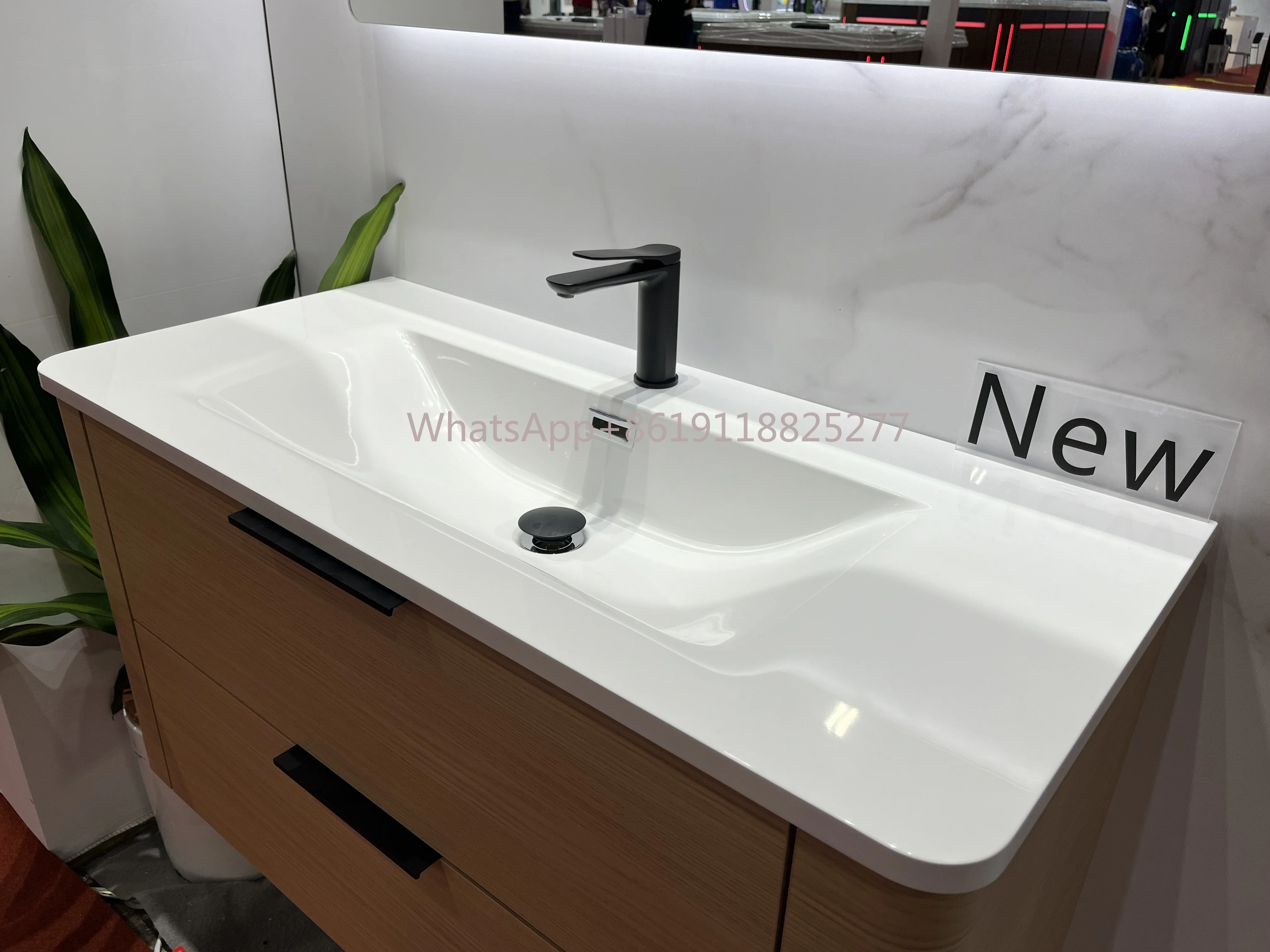 2024 Arc design PVC thermoform bathroom cabinet Light luxury Goldea canton fair exhibits