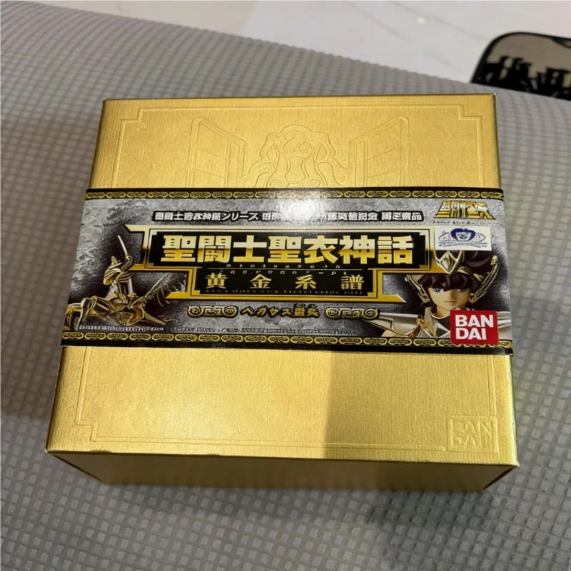

Spot Saint Seiya Gold Pedigree Pegasus 24K Limited Edition Out of Print Assembling model hot toys promotional items Ornaments