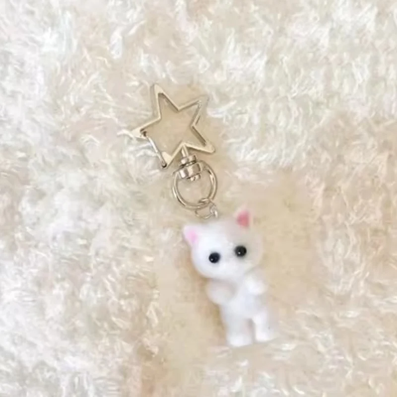 Flocking Love Heart Cat Keychain Y2K White Animal Pendant For Women Girls Cute Camera Bag Pendant Decoration Accessories Gifts