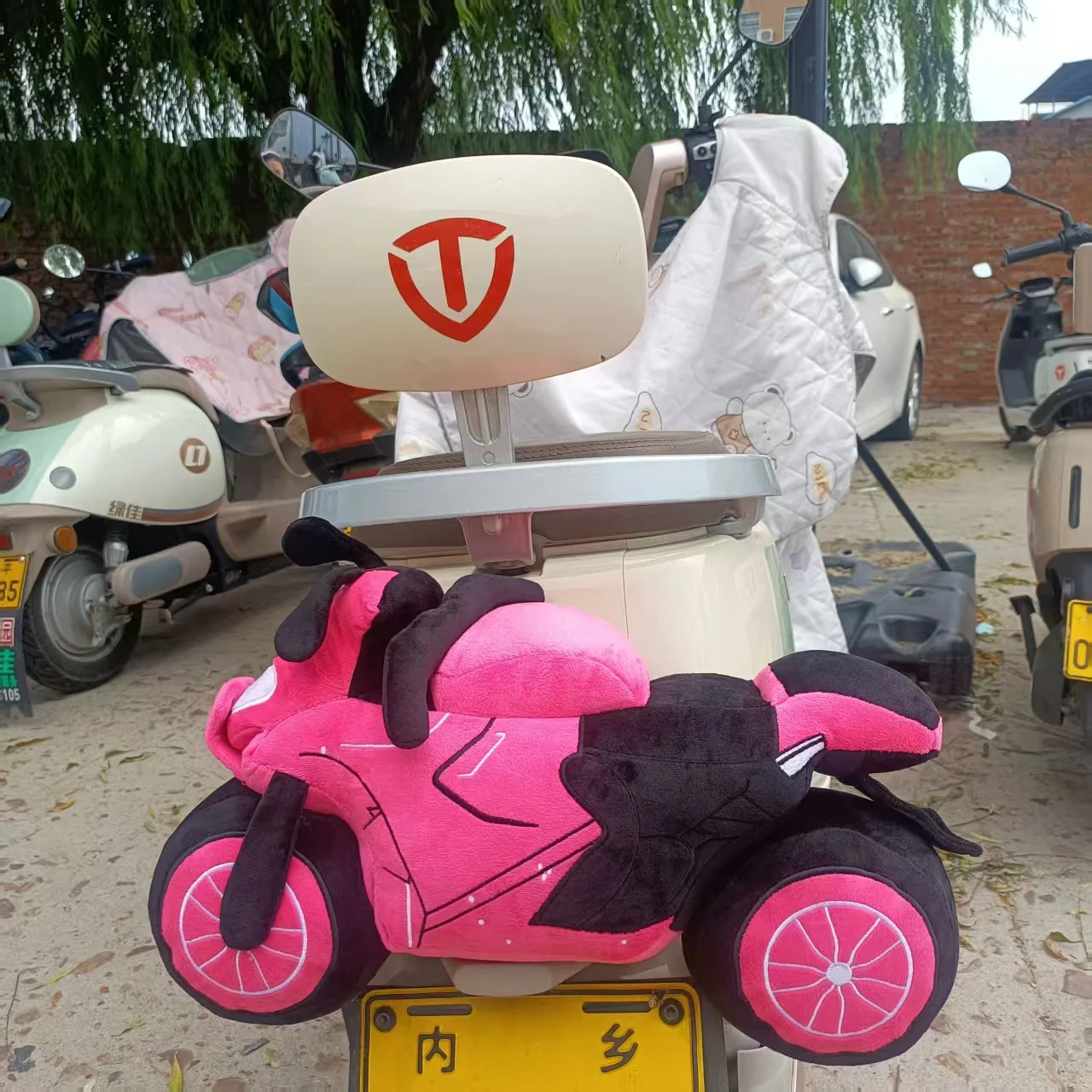 Motorcycle Body Decoration DIY Dolls Plush Decorative Simulation Moto Locomotive Model Ornament