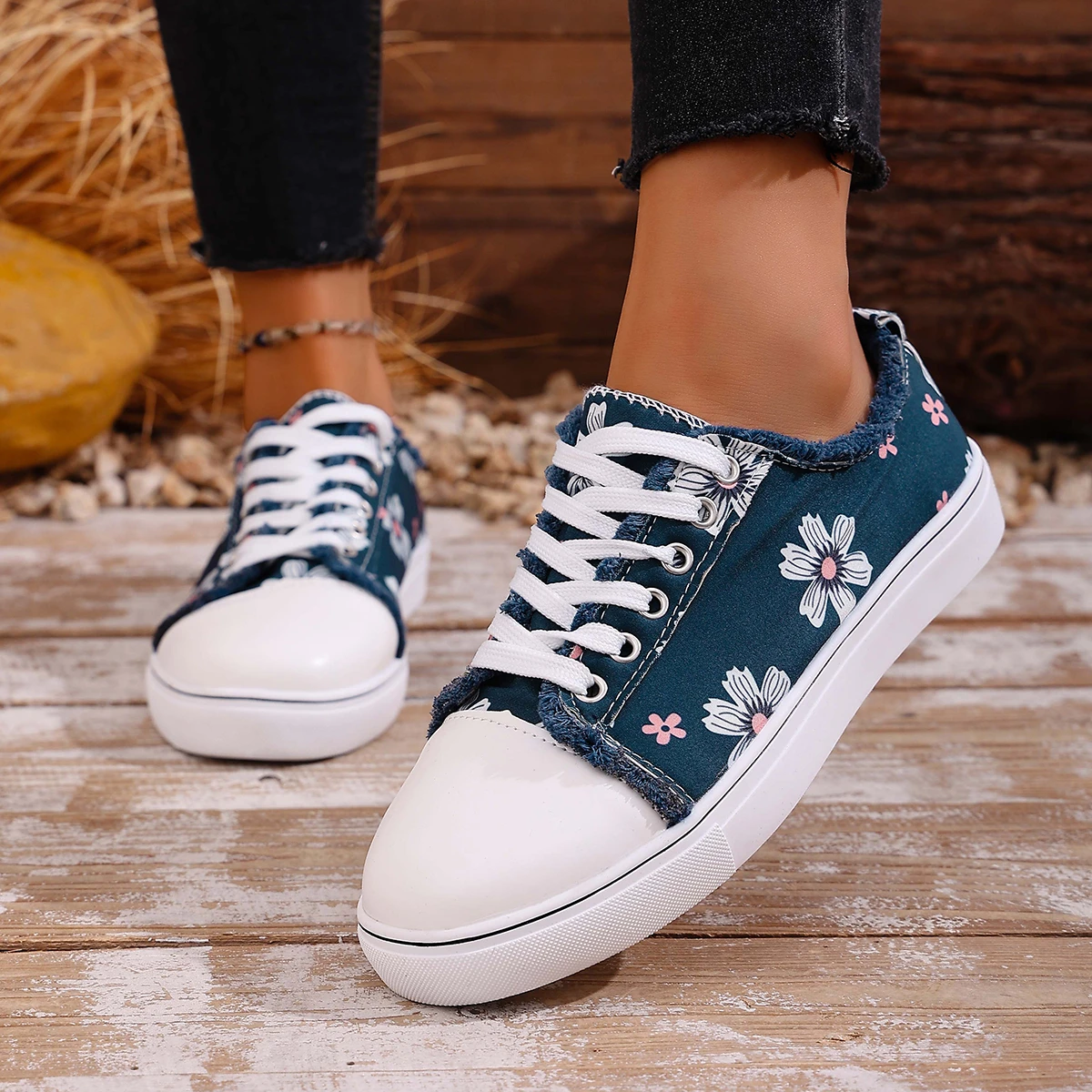 ربيع الخريف النساء أحذية كبيرة الحجم أزياء النساء أحذية رياضية جولة رئيس أحذية مسطحة القاع الدانتيل يصل منصة أحذية رياضية غير رسمية النساء #6