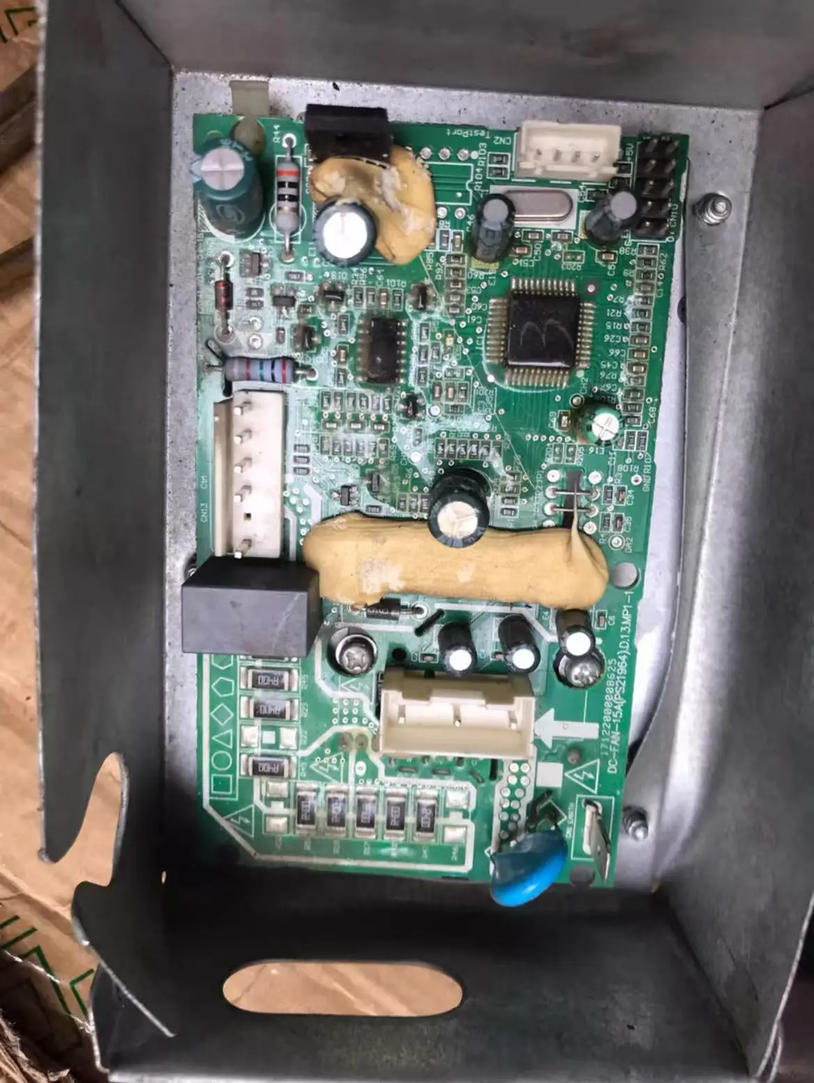 

Air conditioning fan module DCFAN (W160W-R200+J9D) D 17122000008625 DC-FAN-15A (PS21964) D. 13. MP1-1