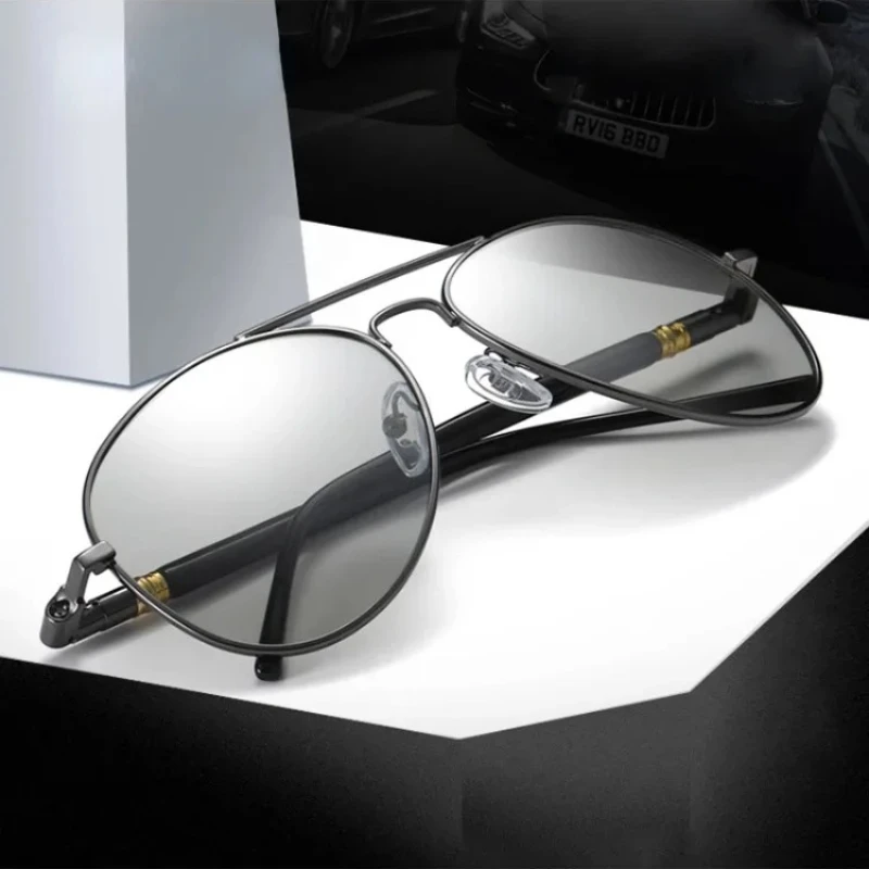 

Photochromic Polarized Sunglasses UV400 Pilot Style Color Changing Lens Men Anti Glare Driving Sun Glasses Goggles