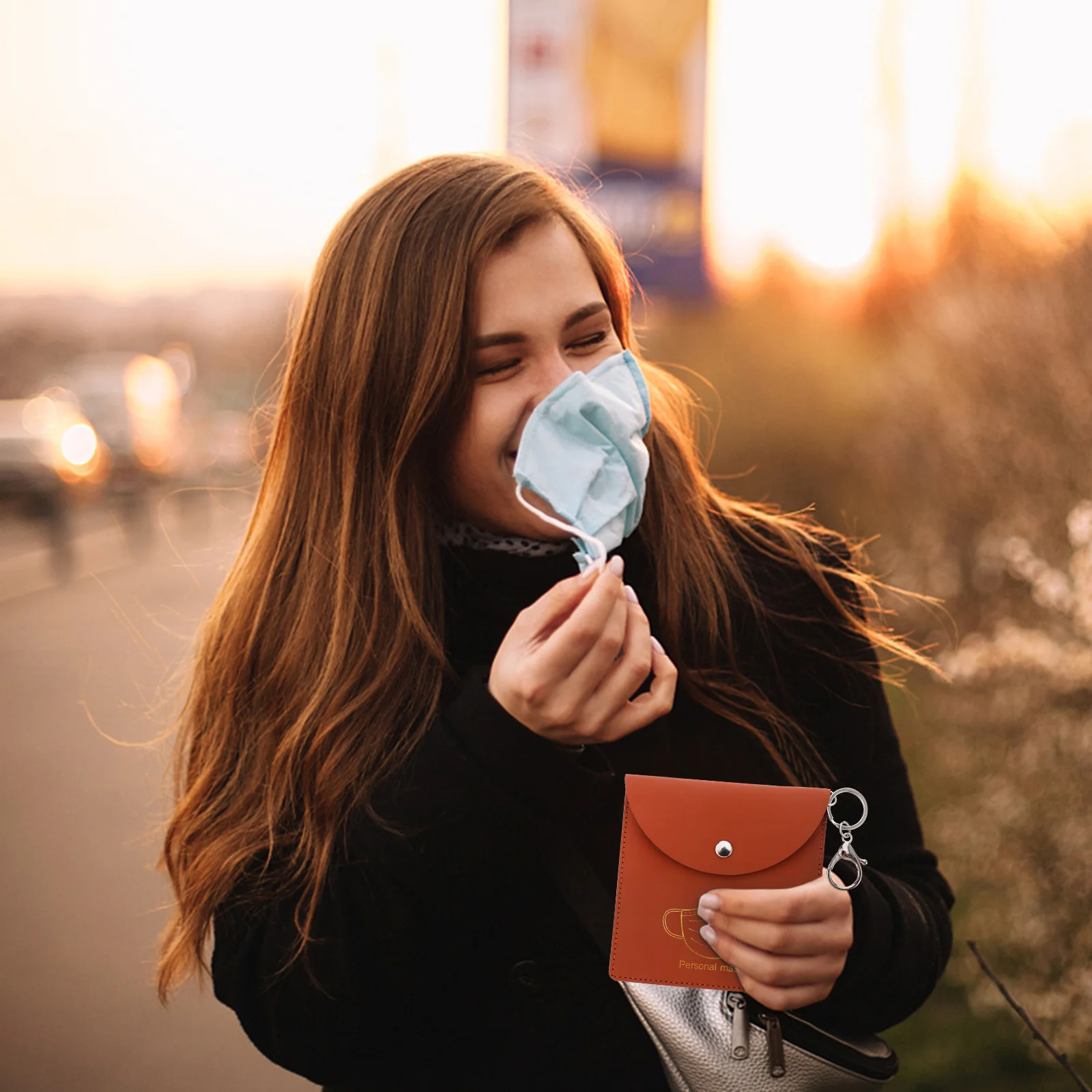 

1Pcs Reusable Mask Case Portable Mask Clip Lightweight Durable Practical Hanging Buckle Belt Backpack Handbag Keychain Suitable