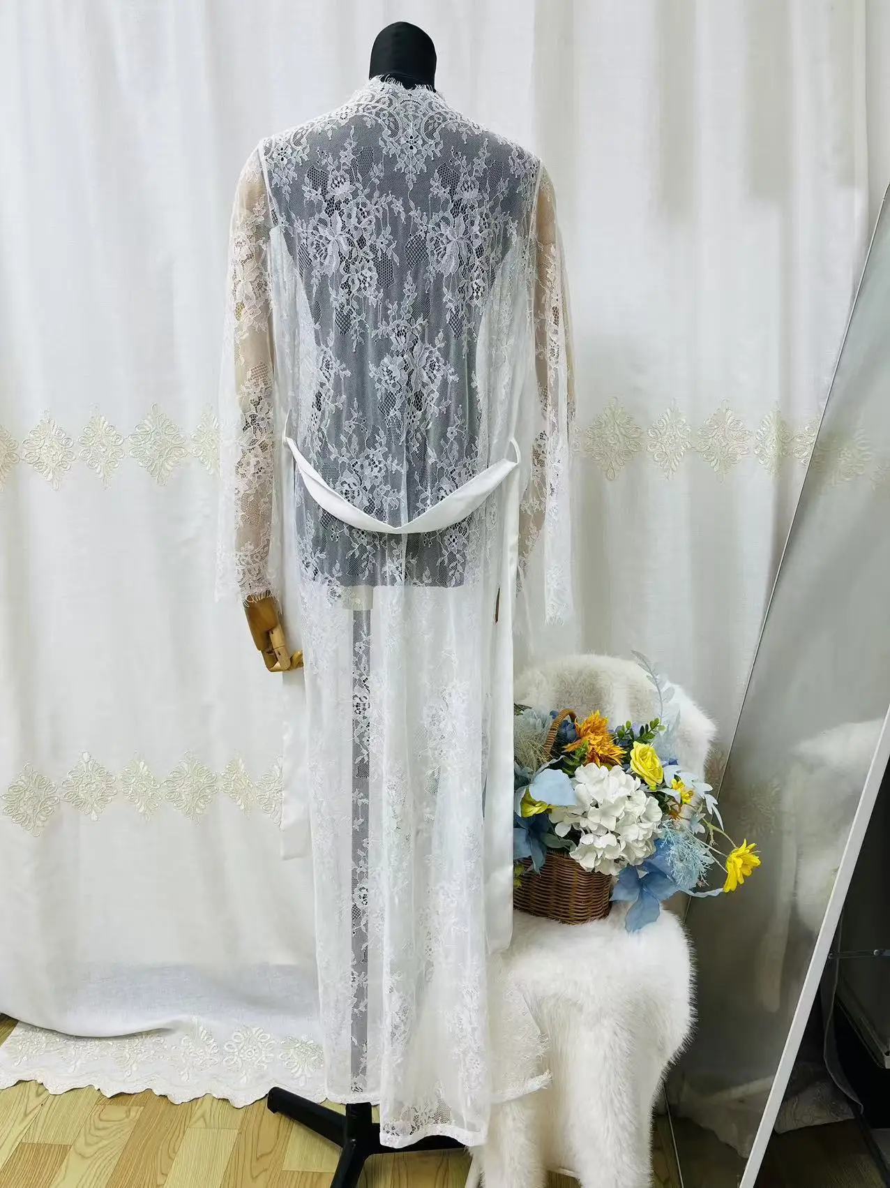 Elegant Full-Length Lace Embroidered Robe for Women Bridal Morning Boudoir Lingerie Lounge Kimono Female White Nightwear Pajamas image 6