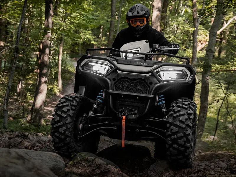 

2023 Polaris Sportsman 570 Ride Command Edition серебристый Кварц металлик