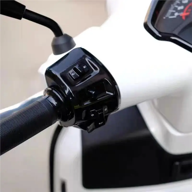For GTS 300 2024 Motorcycle For GTS300 Accessories Headlight Turn Signal Switch Assembly Shell Horn On-Off Switch Housing