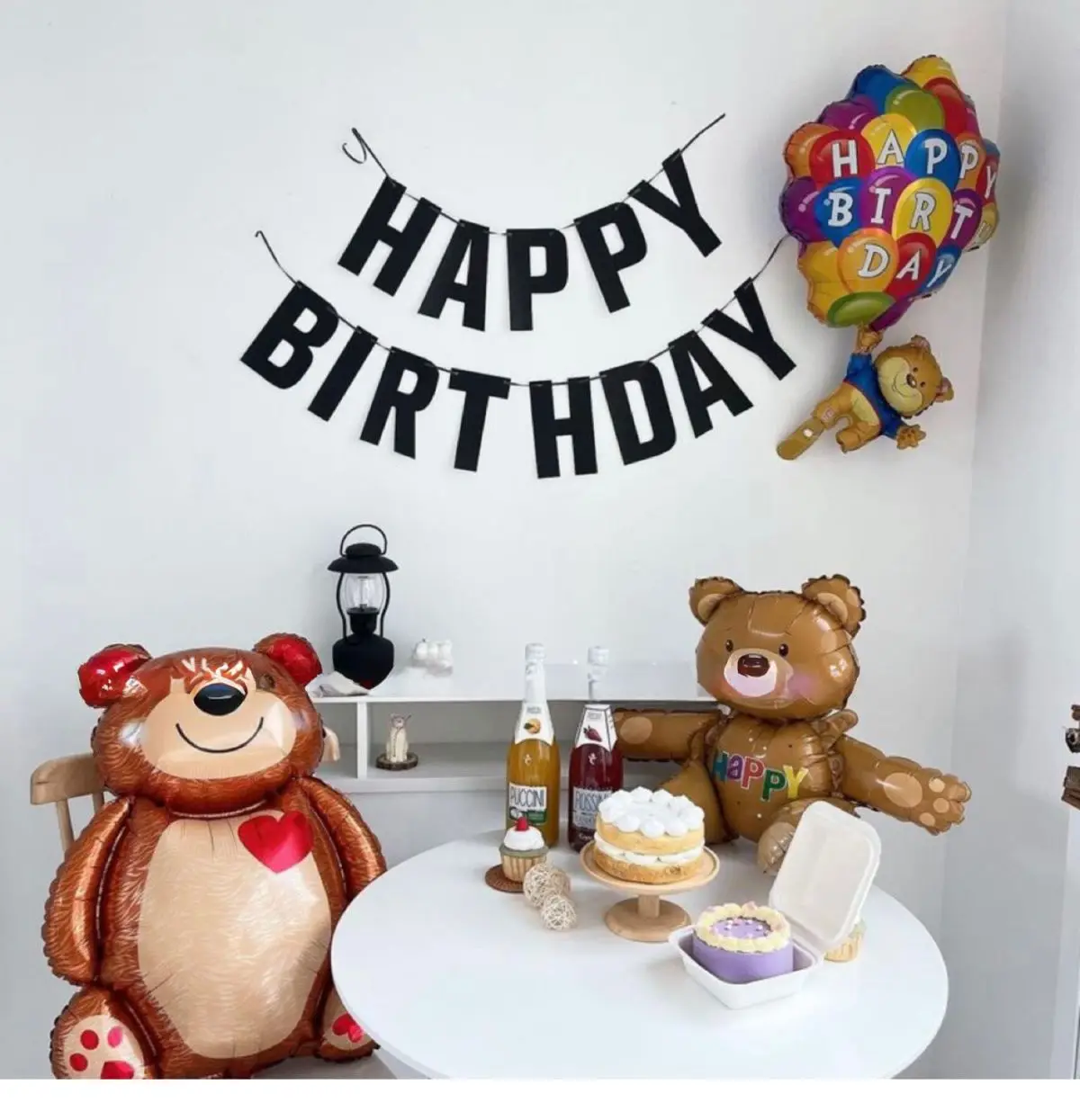 Geburtstagsbanner mit schwarzem Hintergrund und weißen Buchstaben, Partydekoration zum Geburtstag, festliche Dekoartikel – Detail 4