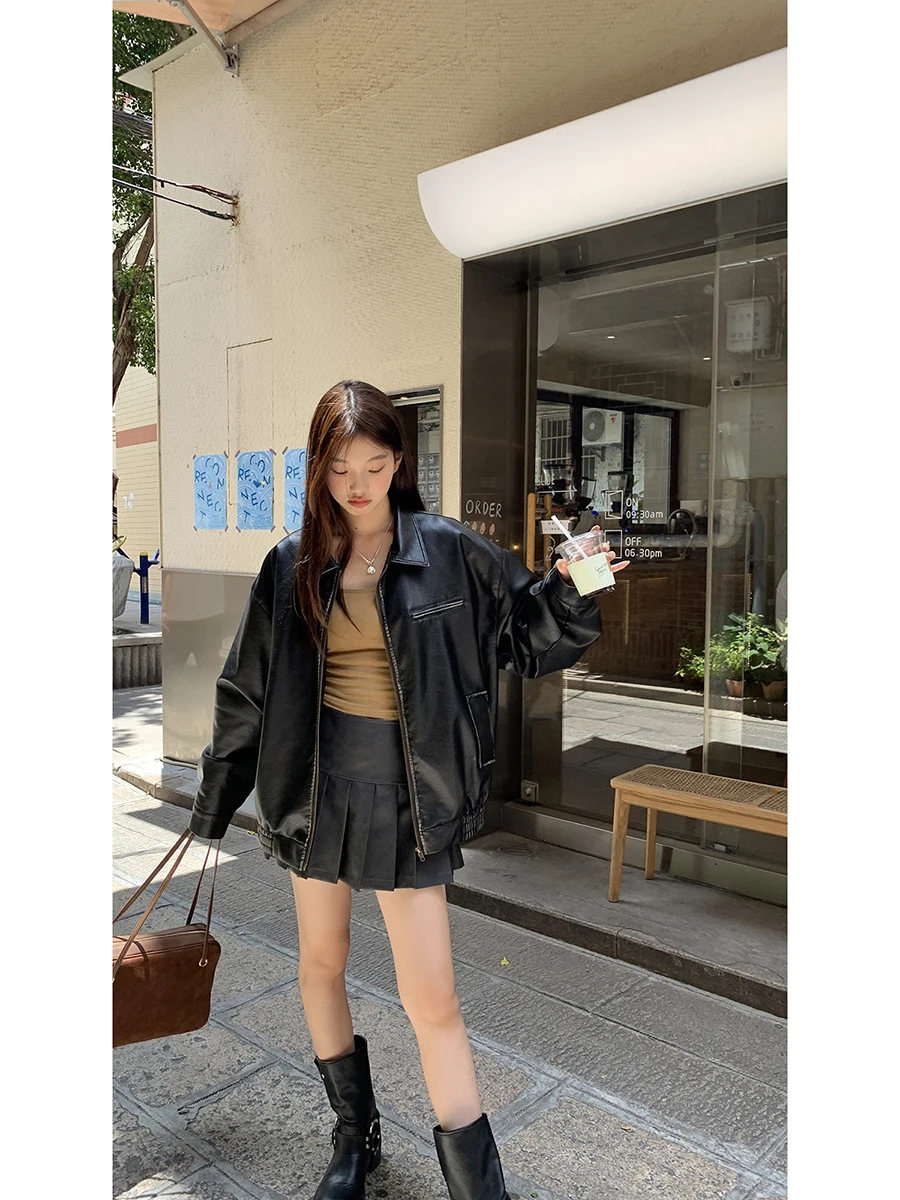 レッド人気ホールメラルレザージャケットレディース秋の新スタイル香港スタイルデザインヴィンテージバイクコーヒーカラージャケット