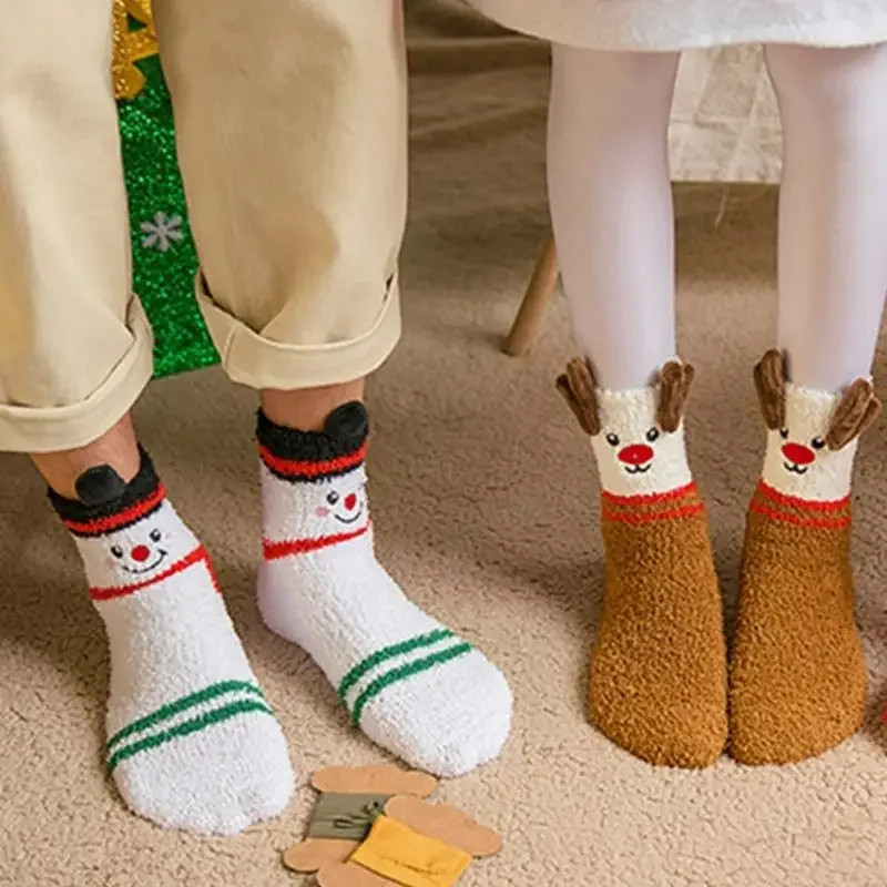 

4 пары теплых мягких коралловых бархатных рождественских тапочек, носки для домашнего использования, праздничные носки-тапочки с