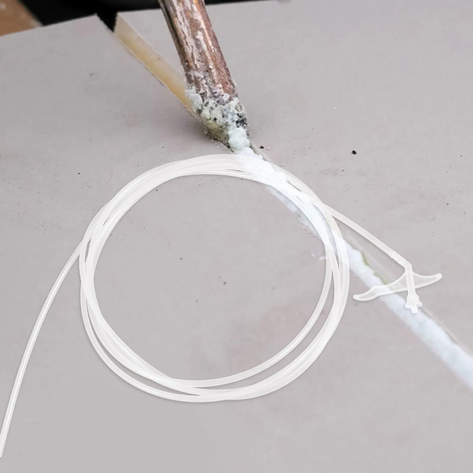 สายฉีดโฟมแบบยาว 3 ชิ้น สำหรับงาน DIY ใช้แทนสายฉีดโฟมฉนวนกันความร้อน ซีล ปิดรอยต่อ งานก่อสร้าง ทำจากพลาสติก