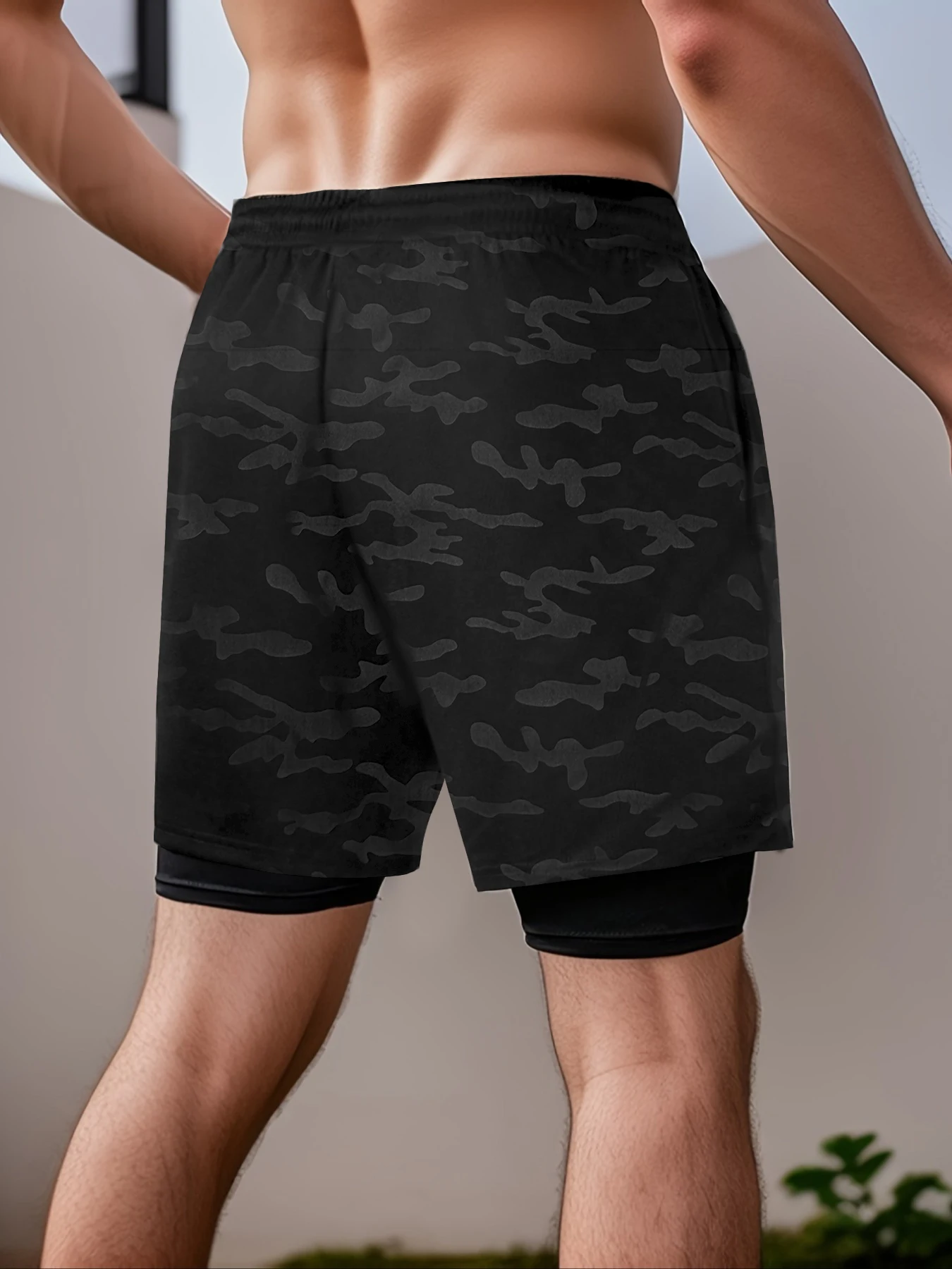 Men's double-layer breathable shorts, breathable quick drying sports shorts