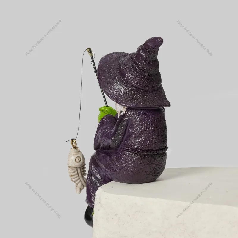 

​​American Witch Fishing Resin Figurine Mini Desk Ornament Creative Quirky Dark Style Halloween Christmas Home Decor Gift