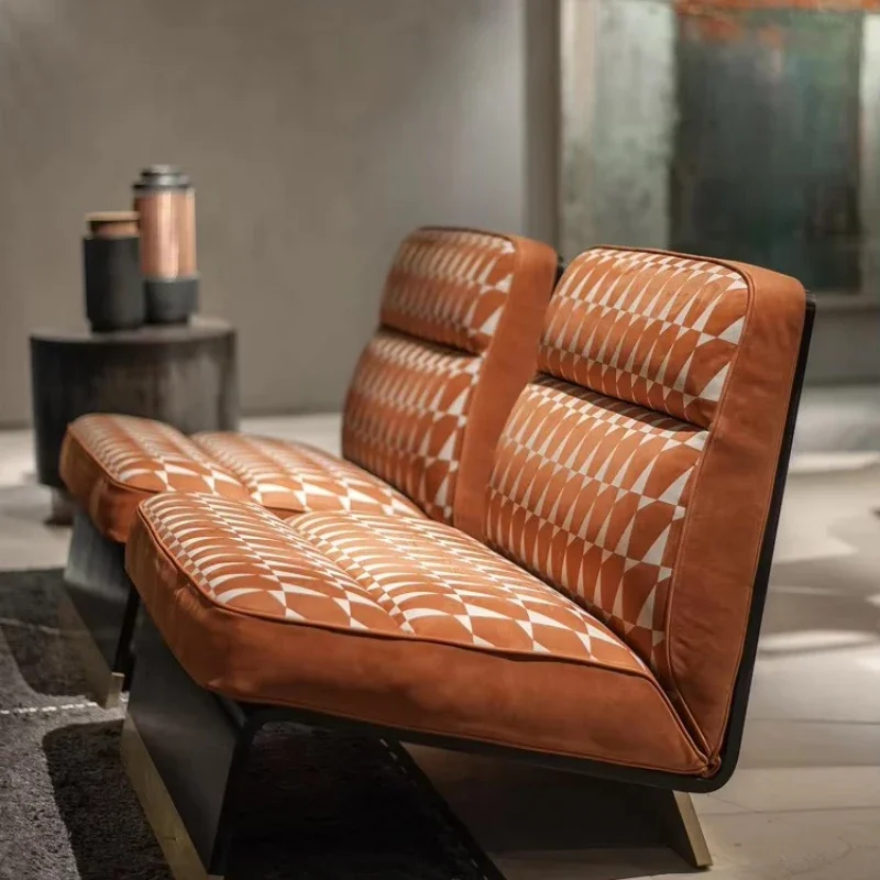 Luxury Comfort Lazy Lounge Furniture for Villa Interior Living Room Bedroom，Modern Italian Fabric Single Accent Chair