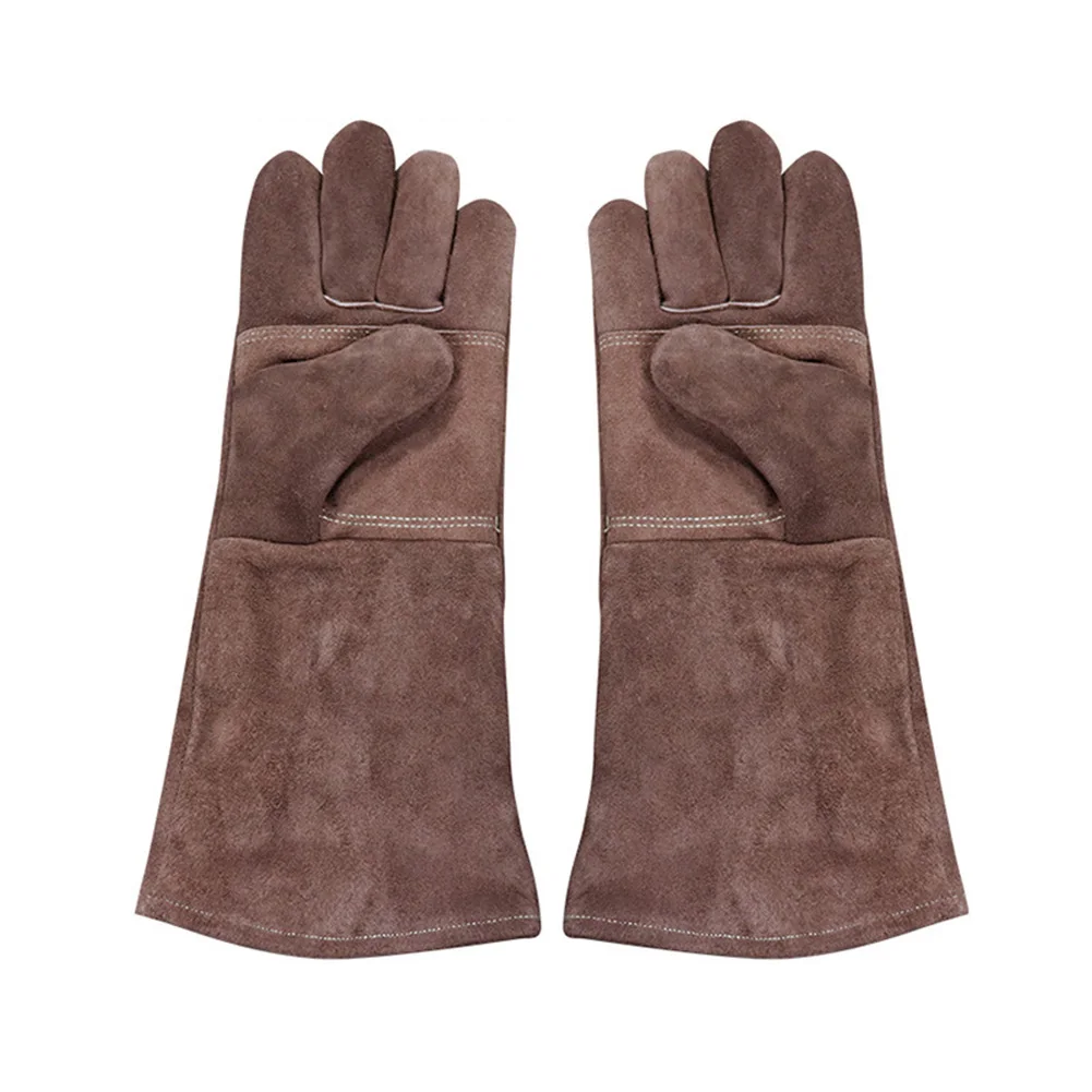 

Welding Gloves for Professional Protection Flame Retardant and Wear Resistant Thickened Design for Enhanced Safety