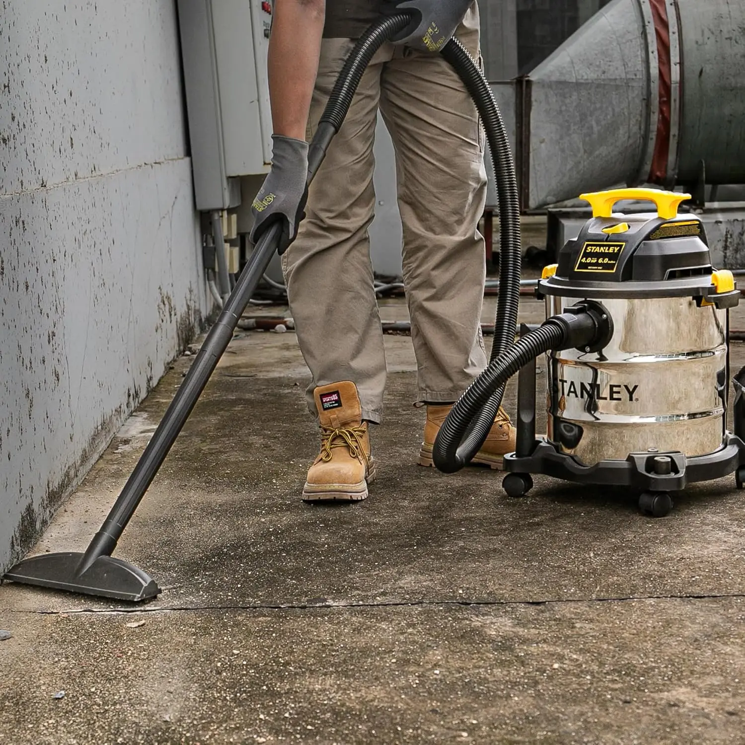 Aspiradora húmeda/seca de 6 galones, motor de 4 HP, depósito de acero inoxidable, alcance de 16 pies para el hogar y la taller