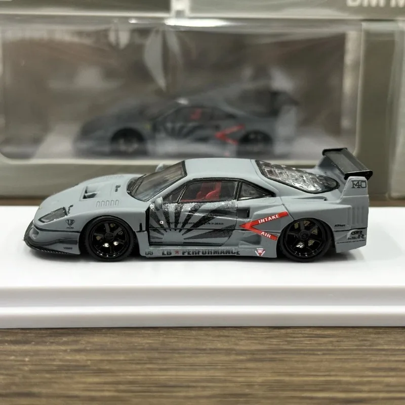 

МОДЕЛЬ DM 1:64 LBWK F40, литая под давлением модель автомобиля из сплава, игрушка для мальчиков, коллекционное украшение для взрослых.