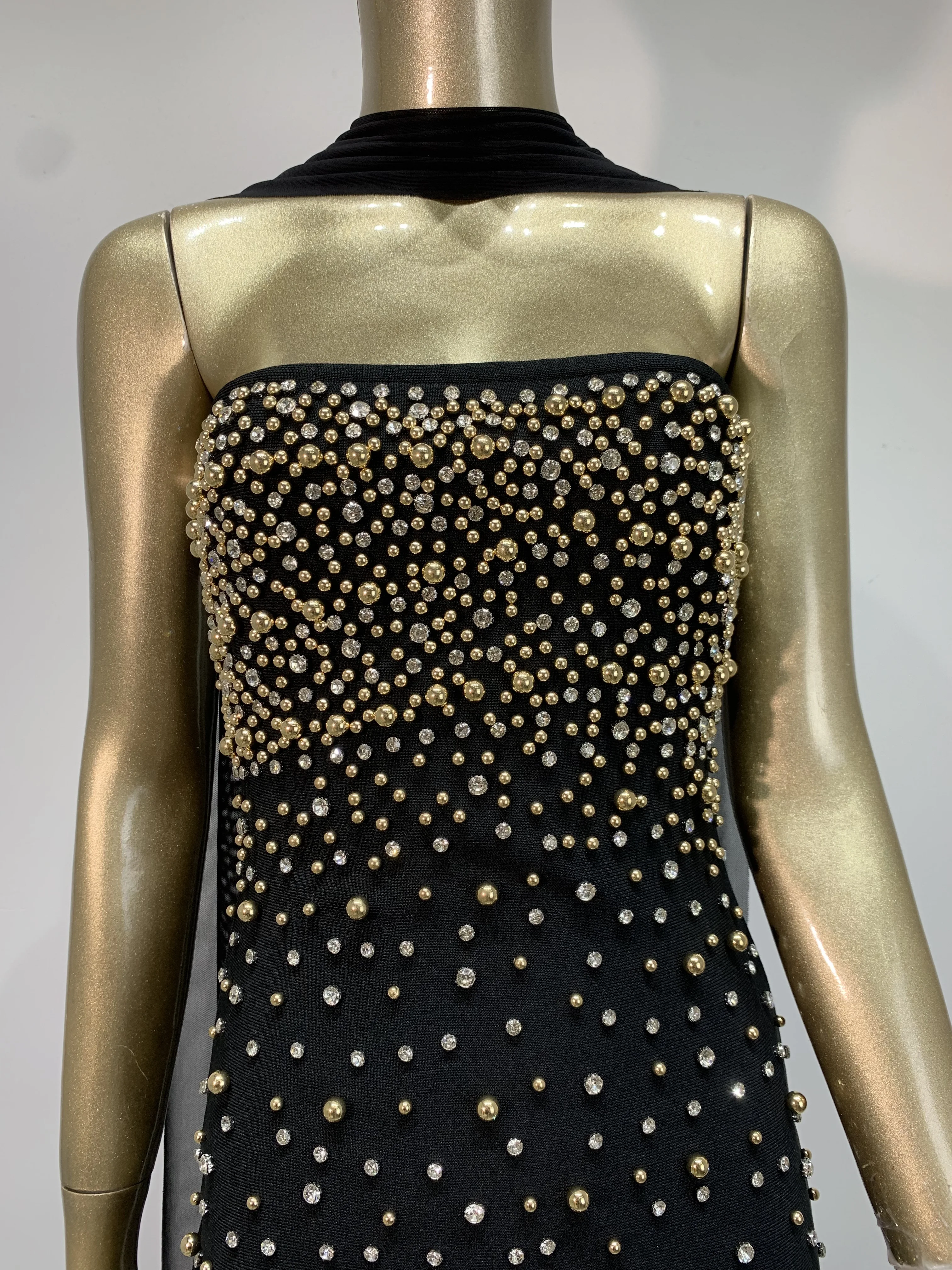 

Women Luxury Party Dress Elegant Strapless Gold Pearls Embroidery Long Bodycon Dress With Mesh Scarf Runway Celebrity Evening