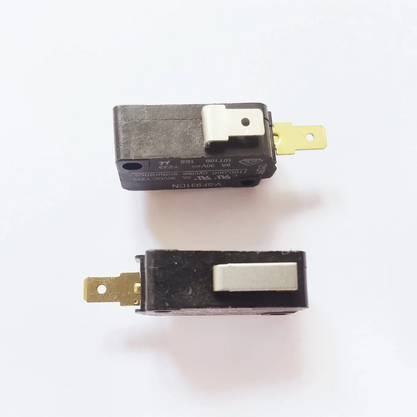Original new 100% V-5F931DN short handle long life silver contact micro switch limit travel switch