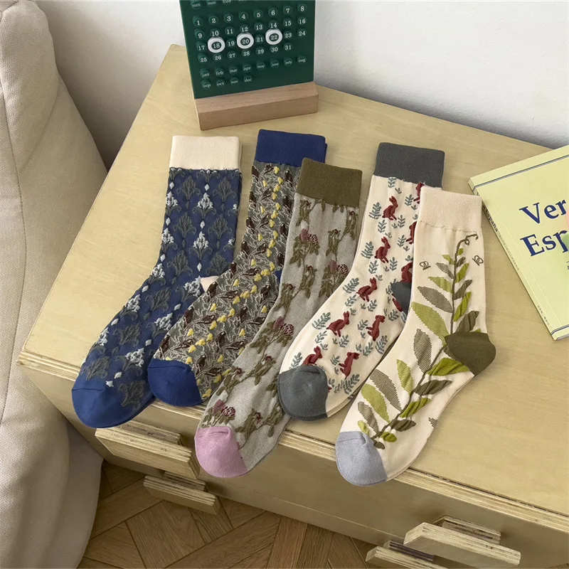 Fashion Harajuku Retro Floral Vintage Socks Woman Novelty Ethnic Elegant Cotton Casual Breathable Ladies Girls Dress Sox Summer