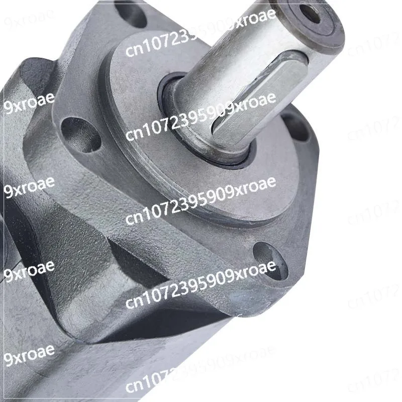 

Multi-displacement snowplow, automatic sweeper, small cycloid motor