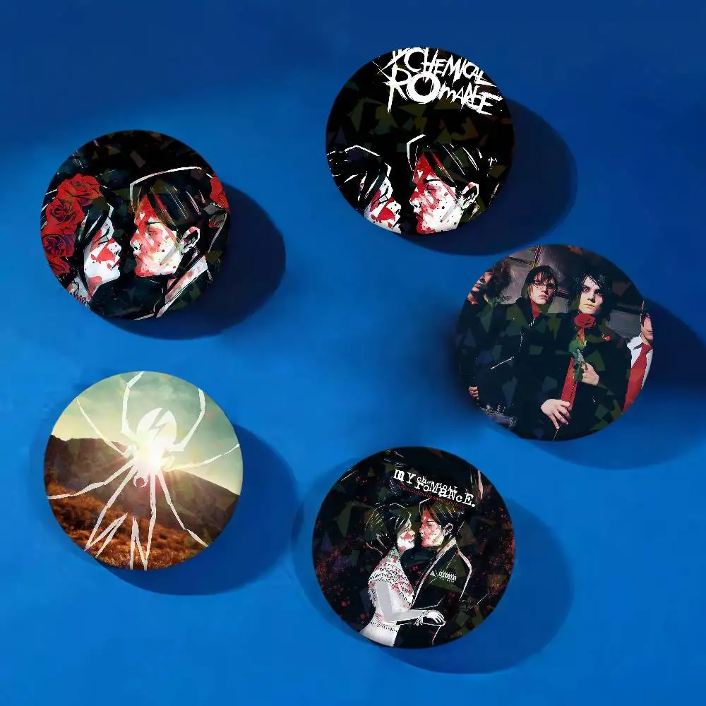 Band My C-Chemical Romance MCR Abzeichen-Set, glänzende Glas-Anstecknadel, Rucksack-Kostüm-Geschenk, Dekoration, Geburtstag, Emaille-Pin, Taschenbrosche