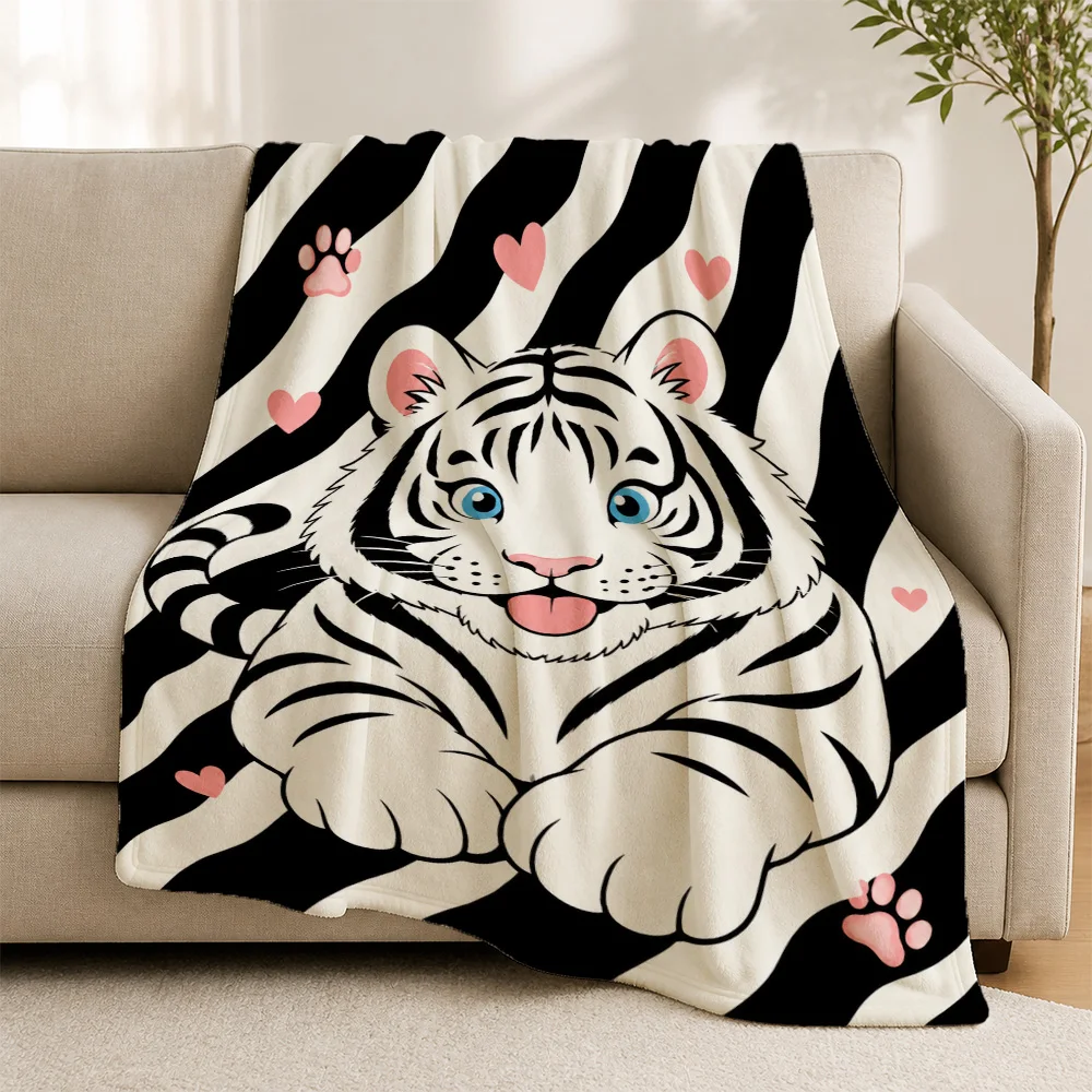Adorable Tiger Heart Print Throw Blanket for Sofa Living Room Home Decor Plush Couch Lap Blanket Cozy Animal Gift