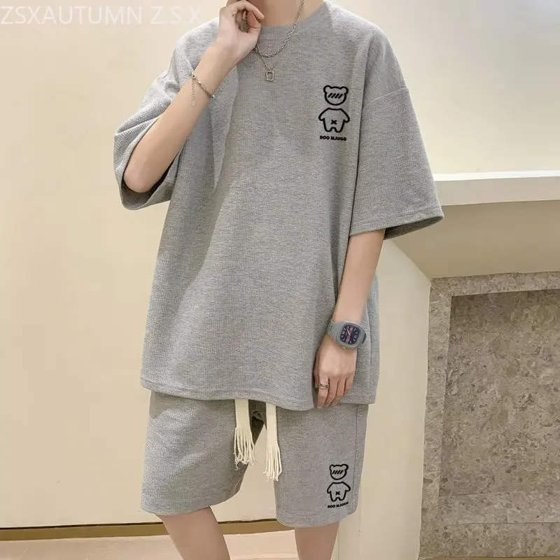 2023 neue koreanische Mode Männer kurze Sets Hip Hop Rock lässig kurzen Anzug lustige Bär T-Shirts Shorts 2 Stück Set Sommer Trainings anzug Männer