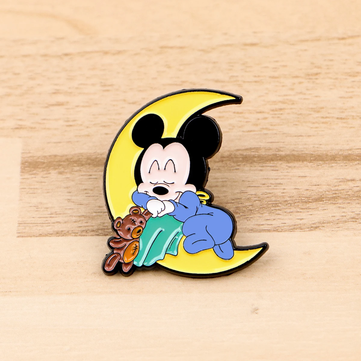 

Moon Enamel Pin Cartoon Animal Badges on Backpack Women's Brooches Hat Lapel Pins Cosplay Accessories Toys Gifts